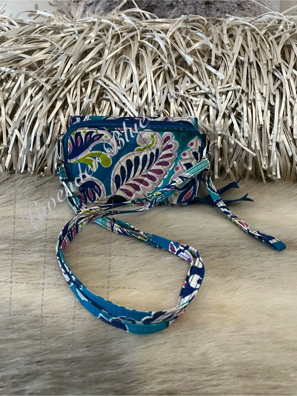 VERA BRADLEY Waikiki Paisley 3 in One Crossbody Turquoise White Beach Festival